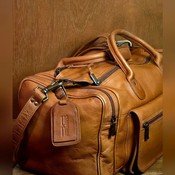 CLAIRECHASE GENUINE LEATHER DUFFEL BAG